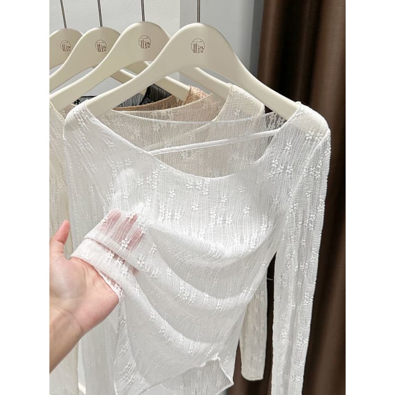 Hot girl lace white bottoming shirt women's thin style irregular jacquard ultra-low collar slim sun protection blouse seaside