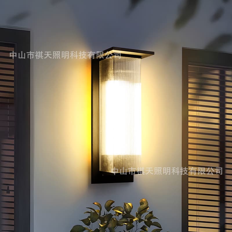 Solar waterproof wall lamp villa gate pillar lamp garden lamp terrace fence door pillar lamp solar garden lamp