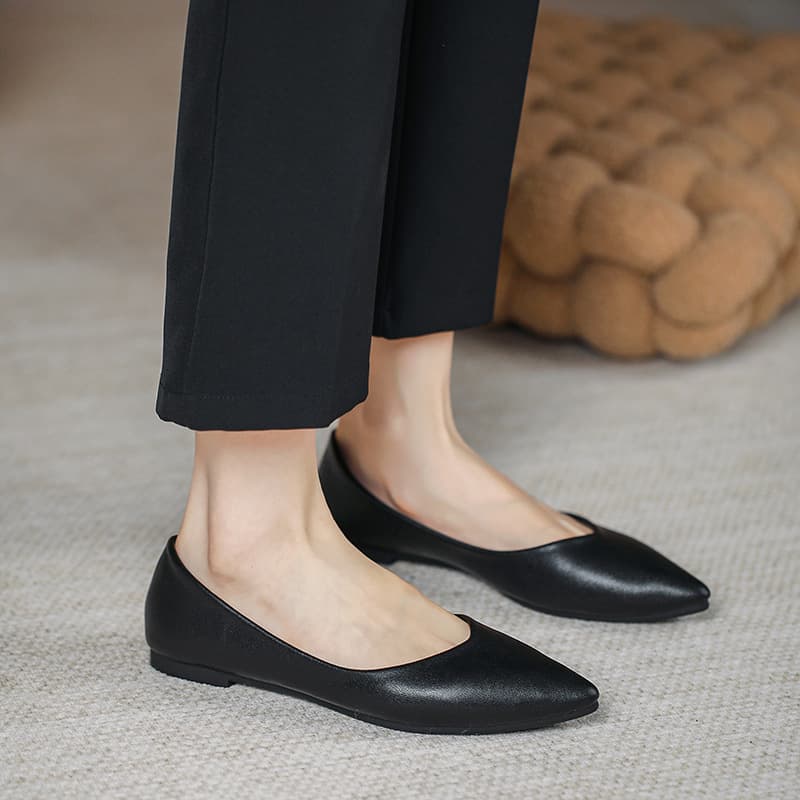 Pointed Toe Flat Shoes for Women Summer 2023 New Style Shallow Mouth Ballet Flats Evening Breeze Gentle Shoes Fairy Plus Size Women's Shoes 41-43