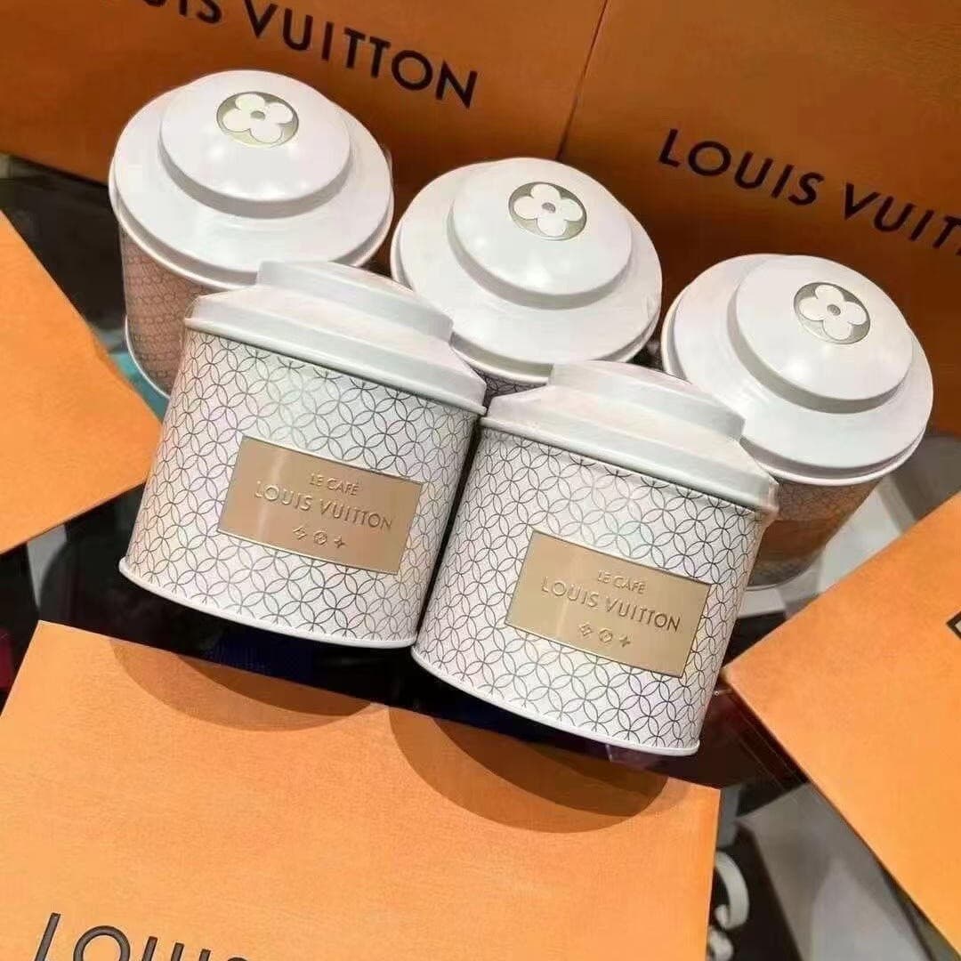 Domestic spot, limited edition LV coffee in Bangkok, Thailand, genuine LV coffee beans purchased on behalf of others