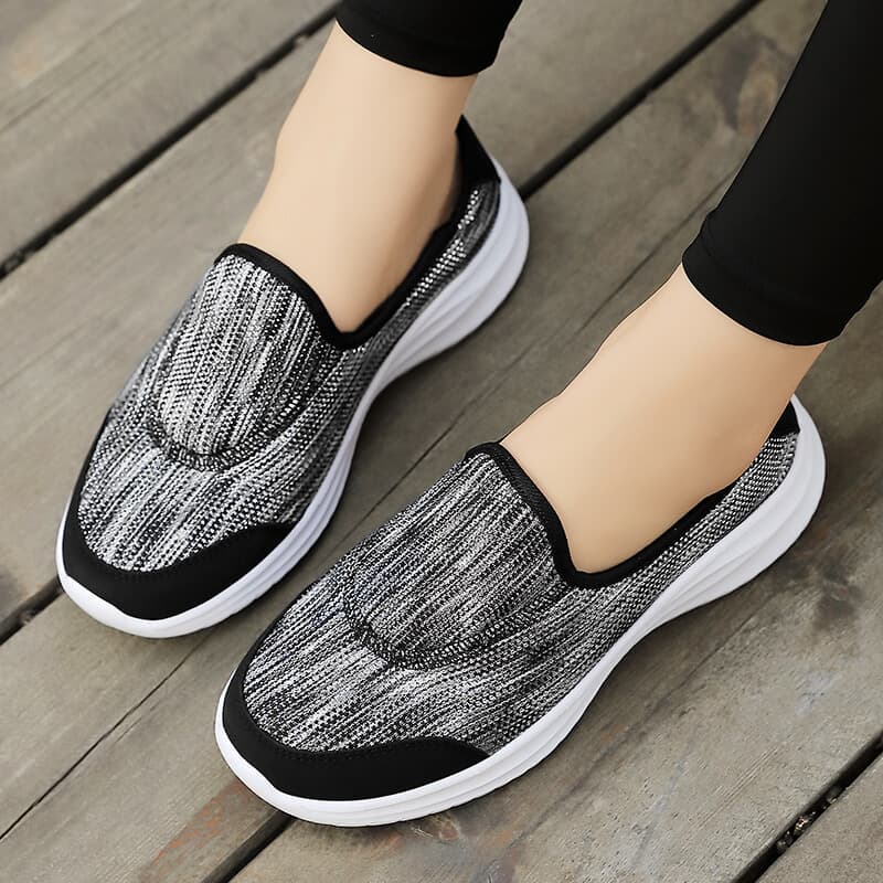 New Casual Fashion Women's Shoes Breathable Cross-Border Flyknit Flat Shoes Travel Shoes Slip-On Women's Outdoor Sports