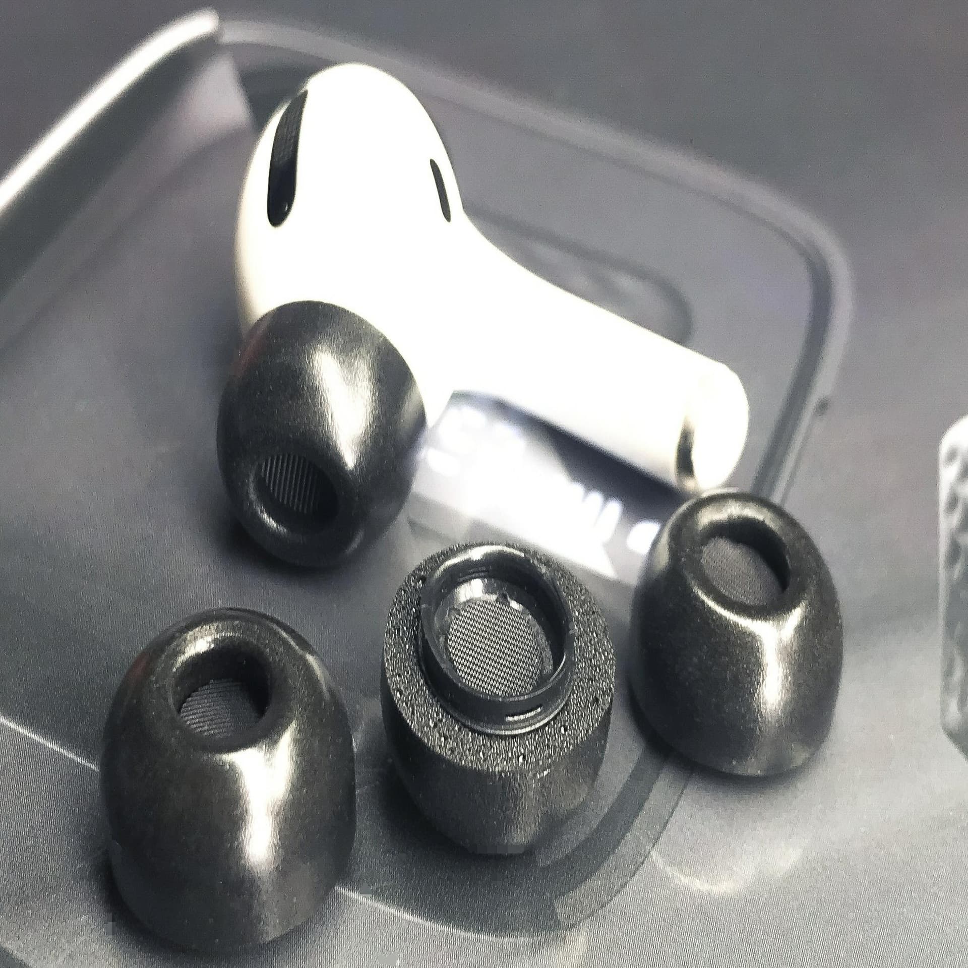 Active noise reduction AirPodsPro3 memory foam ear caps earplugs silicone ear hooks comply comfortable earmuffs