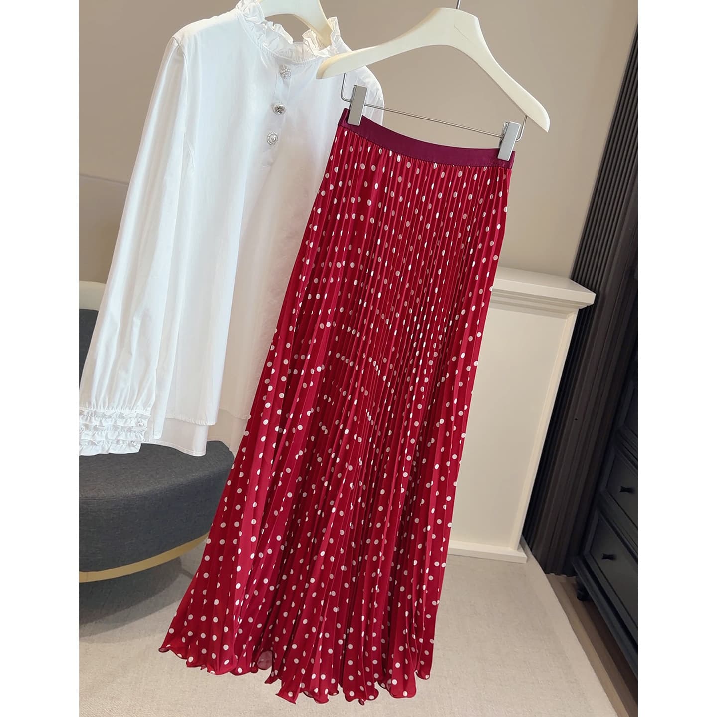 Red Chiffon Polka Dot Pleated Skirt, Spring and Summer New High-Waist Slimming Ruffle Flared Long Skirt for Women