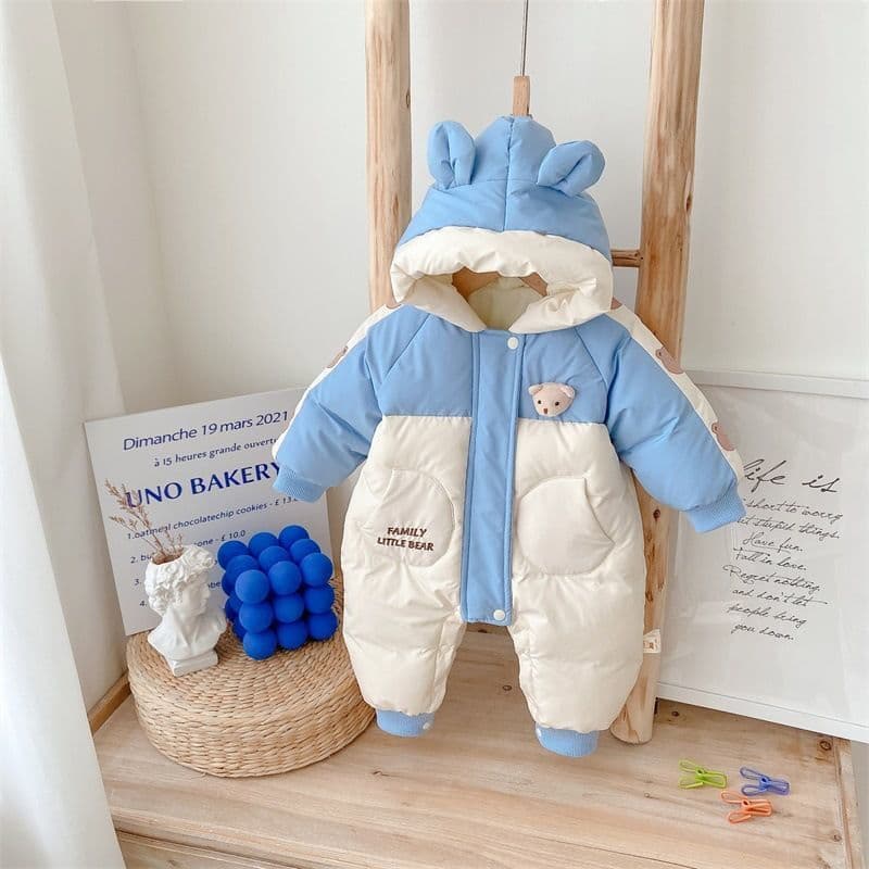 Baby Winter Cotton-Padded Clothing, Fleece-Lined and Thickened One-Piece Suit for Boys, Cute and Adorable, Warm Cotton Jacket for Winter Outings