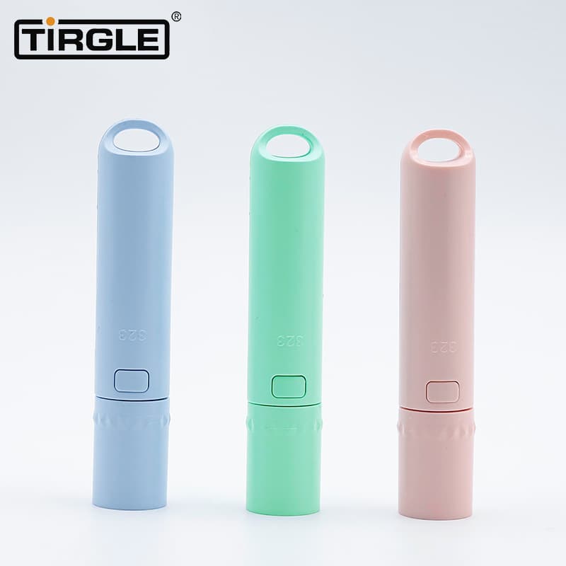 USB Rechargeable Mini Flashlight Zoom Adjustable LED Flashlight Portable Emergency Light Keychain Flashlight