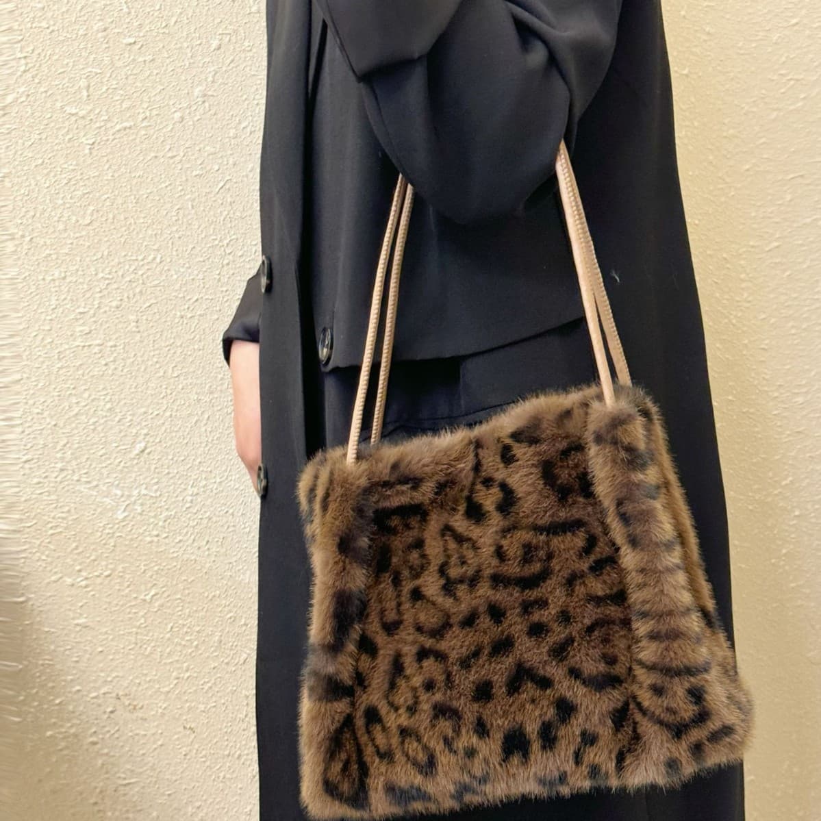 New Leopard Print Handbag for Women Fashion Casual Fuzzy Women's Bag Versatile Fluffy Ins Korean Style One-Shoulder Tote Bag