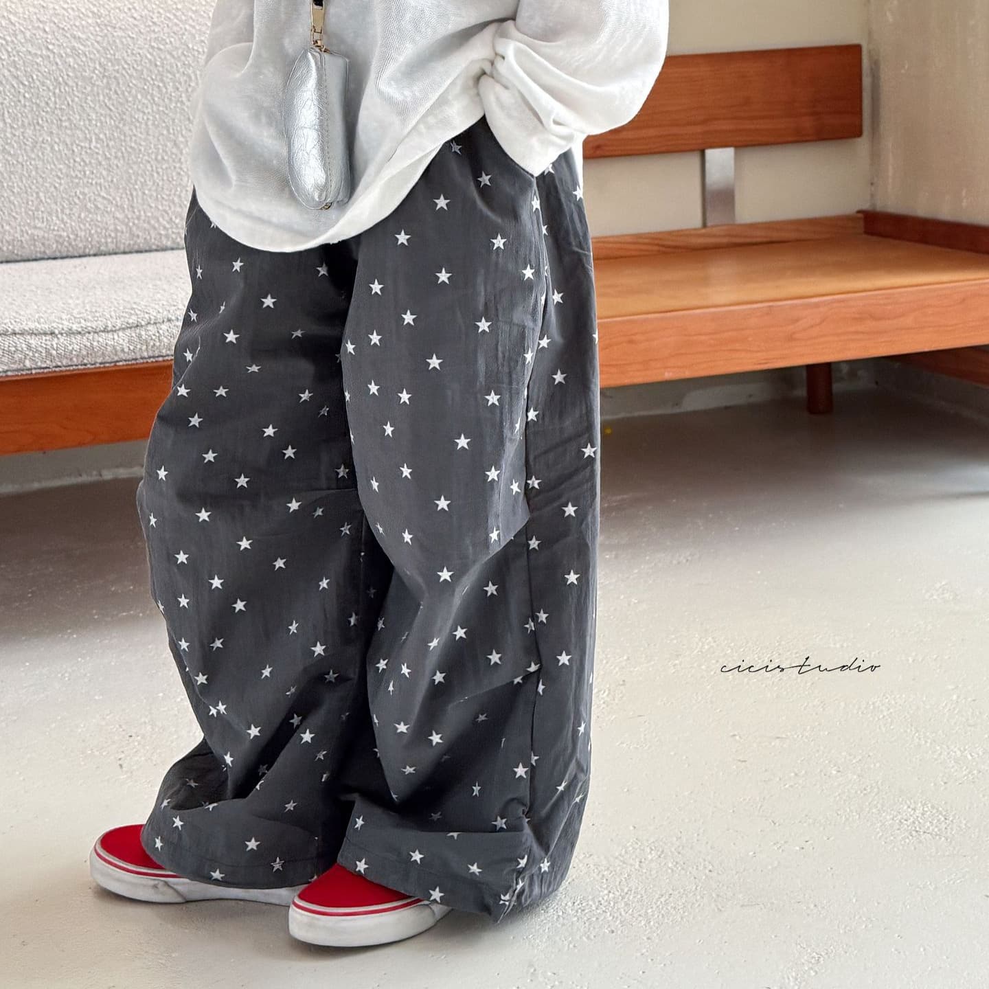 Cici children's Korean style star print casual long pants, loose-fitting wide-leg versatile sports pants for boys and girls, toddlers and preschoolers.