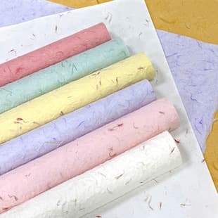 Hand-torn Dongba paper red flower texture paper, flower wrapping paper, lantern lampshade paper, picture frame material paper, tie-dye paper