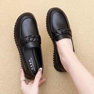New Style Middle-aged and Elderly Mother Shoes Cowhide Soft Sole Lightweight Durable Women's Shoes Factory Direct Stable Supply
