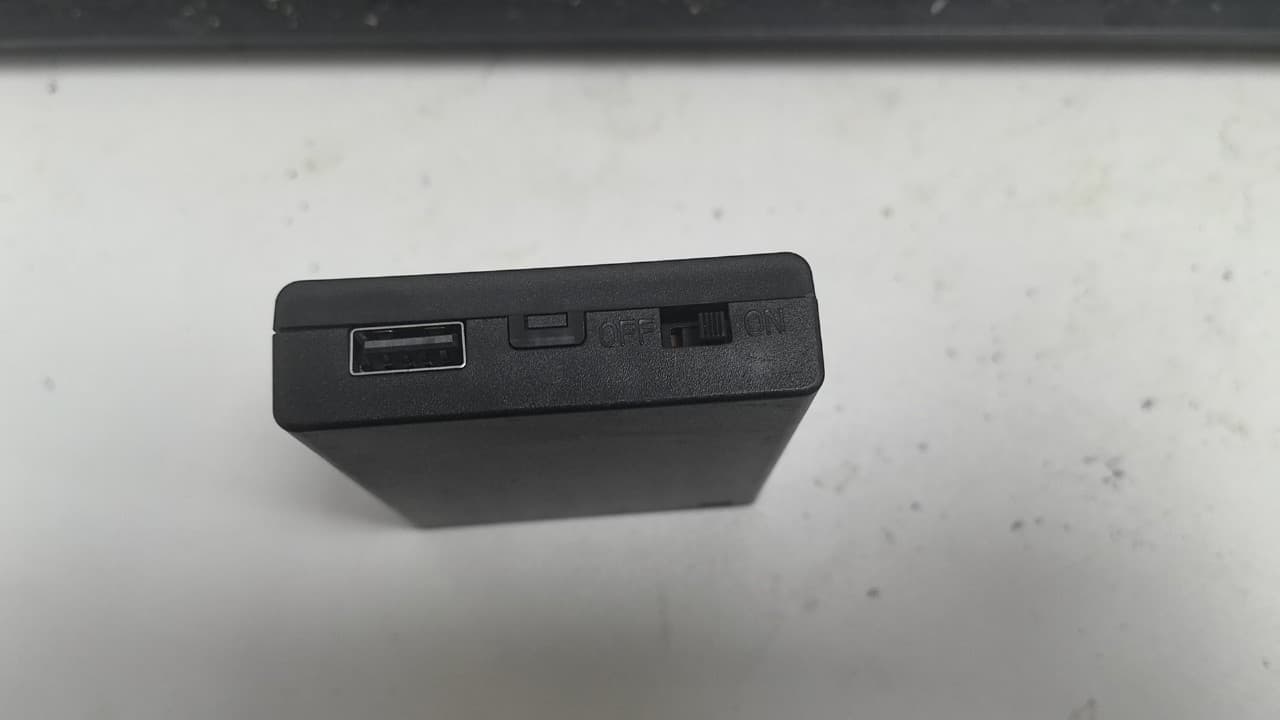 Lamp strip battery box AA four-section cover with switch 6V built-in 4-section AA batteries USB female base battery box box