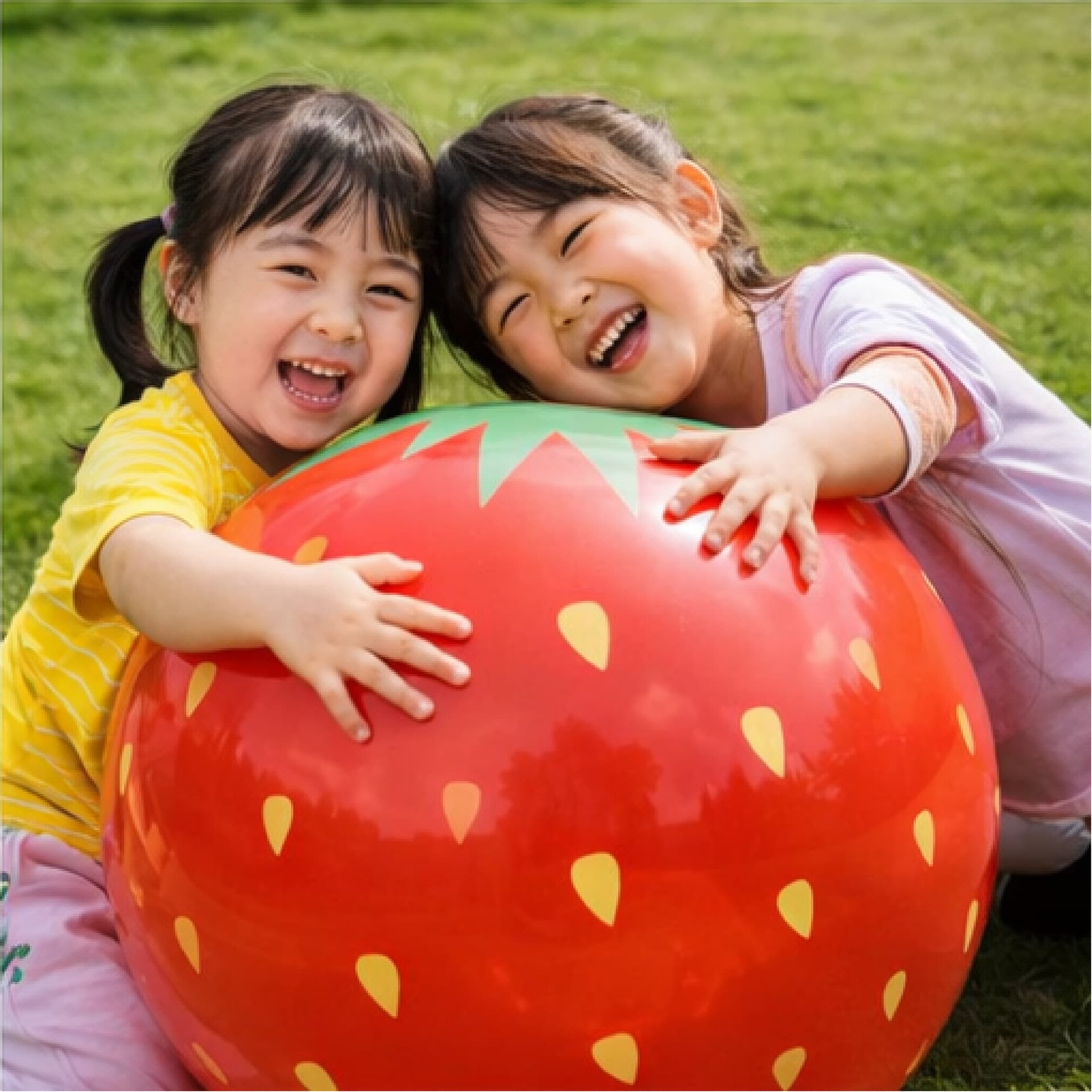 36-inch thick round balloons with patterns, pineapple watermelon strawberry soccer ball balloons for park street vending outdoor balloons