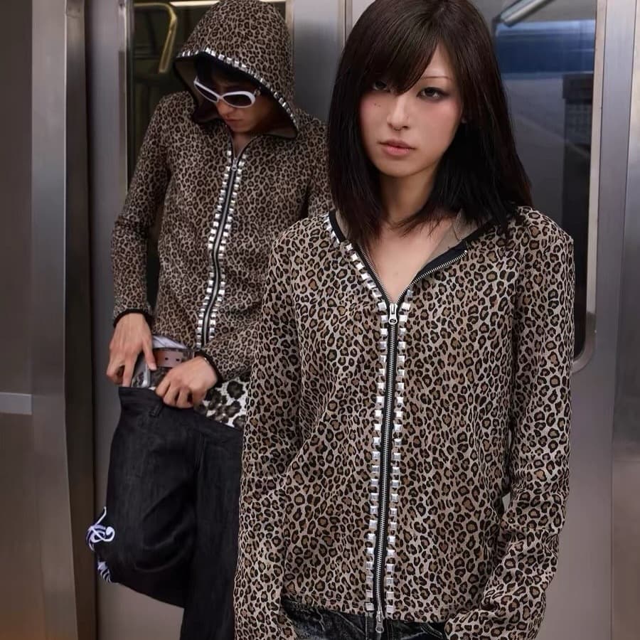 2026 Cross-Border High Street Leopard Print Hoodie Women's Sweatshirt Rivet Print Decoration Design Sweet Cool Girl Style