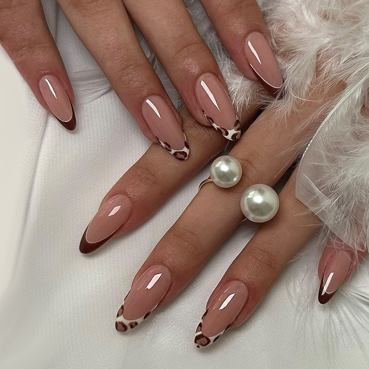 24pcs Almond-Shaped Autumn French Press-On Nails Leopard Print Cross-Border Removable Nail Tips for Export
