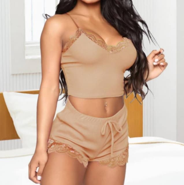 2020 New European and American Fashion Contrast Color Lingerie Set Lace Sexy Lingerie for Women