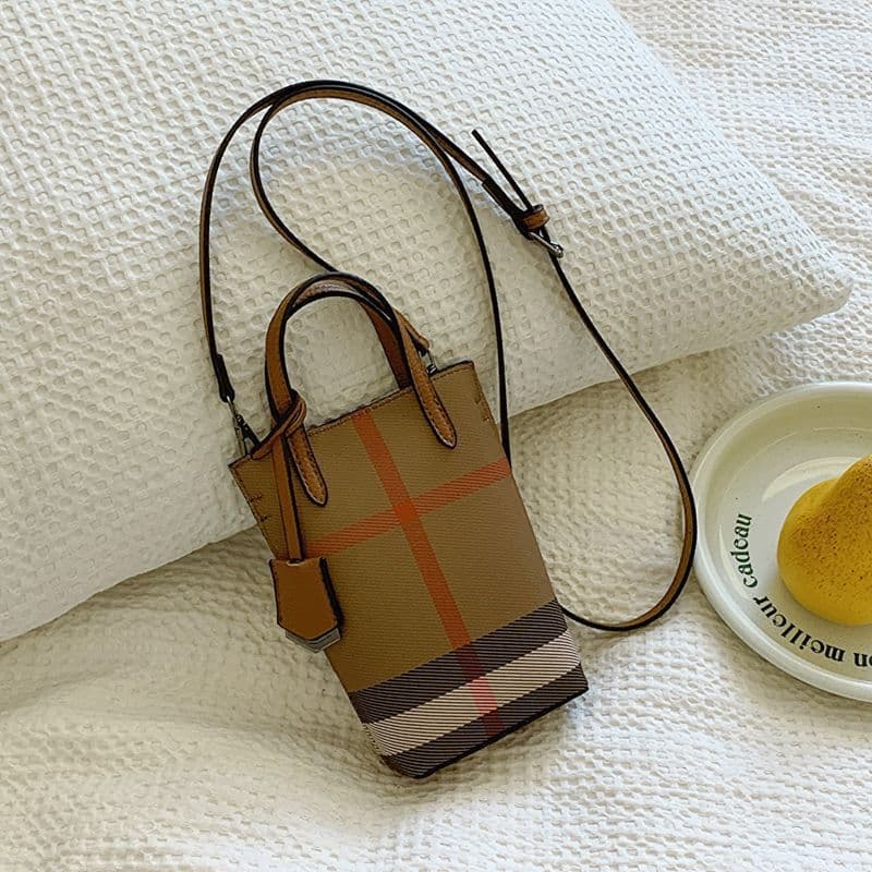 & Versatile Light Luxury Square Bag Women's Handbag New Shoulder Crossbody Bag Minimalist Niche Design Small Vertical*