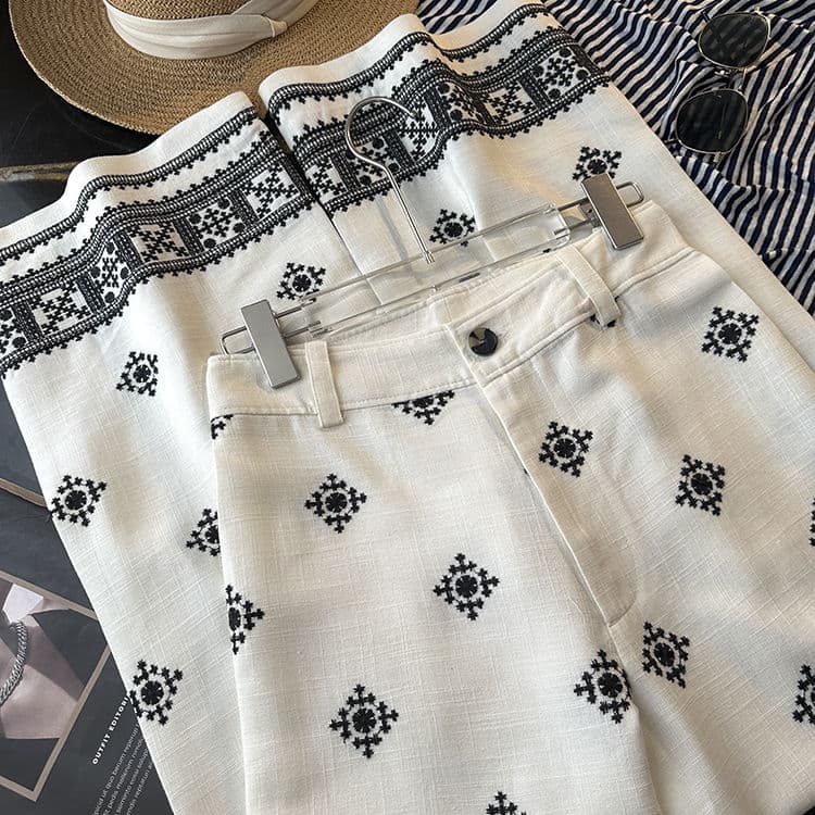 2025 Summer New Fashion High-Waist Wide-Leg Pants for Women, Thin Style, Slimming, Retro Embroidery, Loose Straight-Leg Pants
