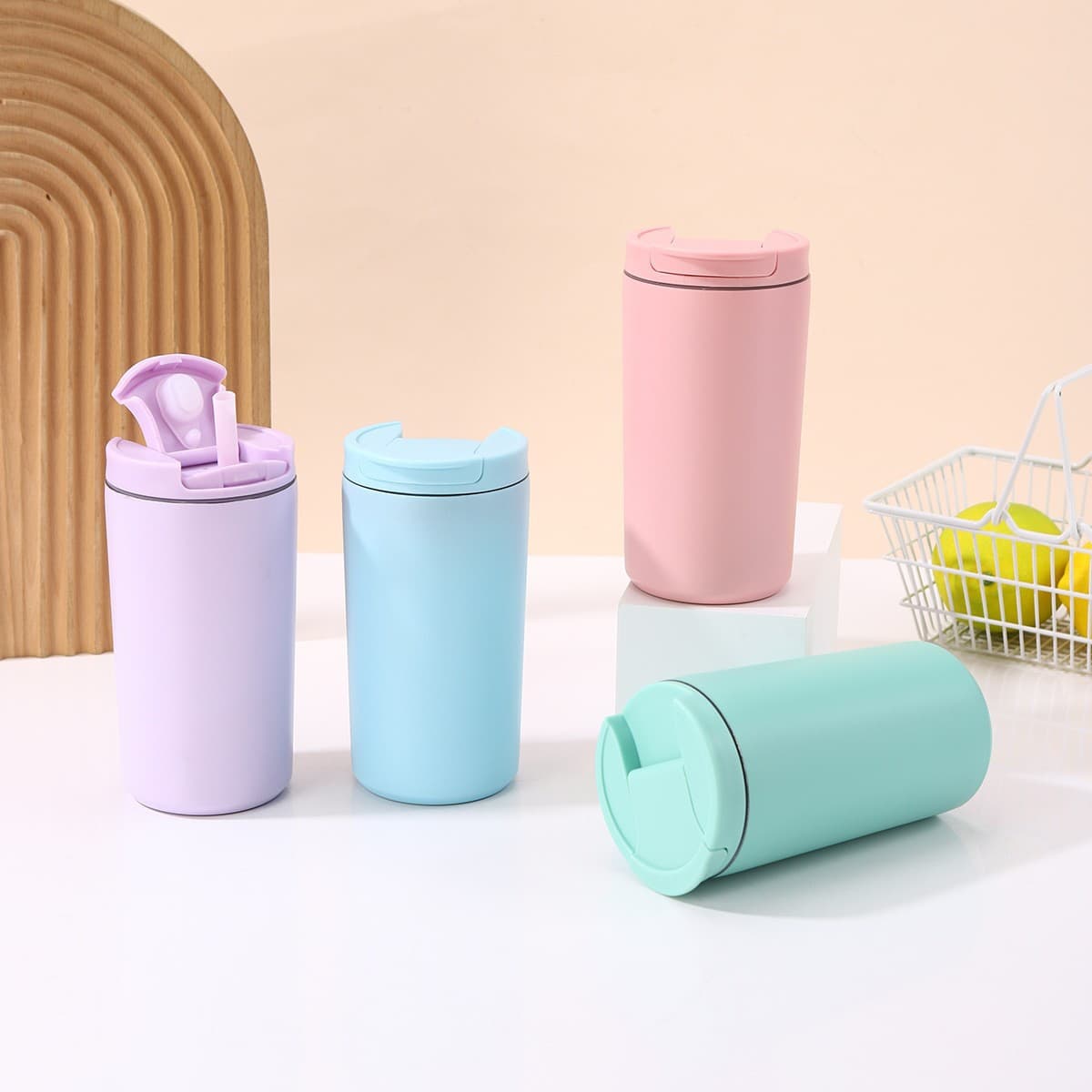 High-looking portable mini straw cup with logo and creative water cup, simple ins style milk tea cup with lid and leak-proof coffee