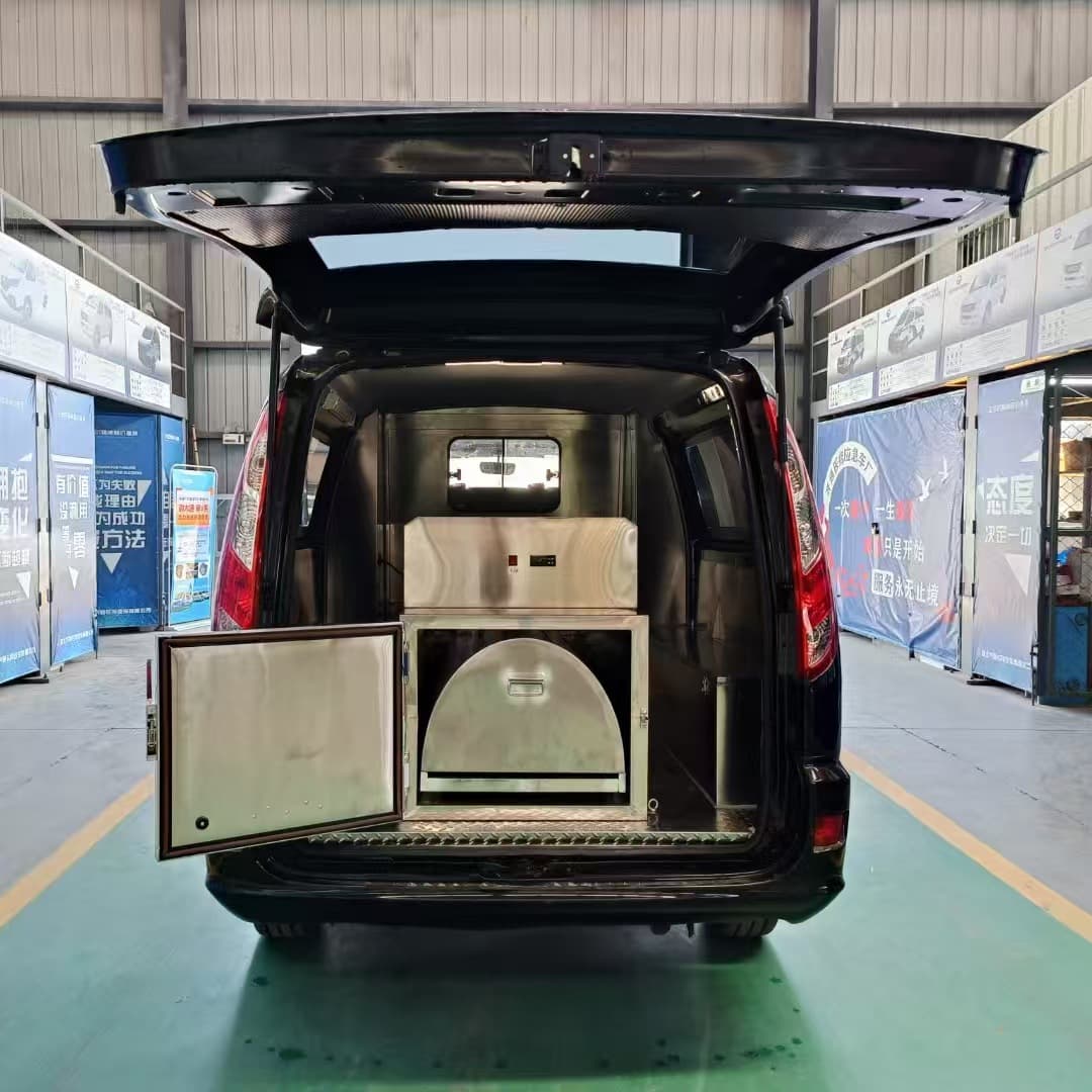 China VI Foton Funeral Hearse Manufacturer Price Funeral Home Vehicle for Body Transport Hearse Price Installment Payment Available
