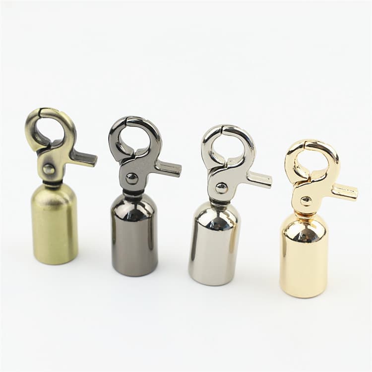 Handbag and bag hardware accessories, handles, bell-shaped dog clasps, light gold antique brushed finish, bag strap hardware accessories.
