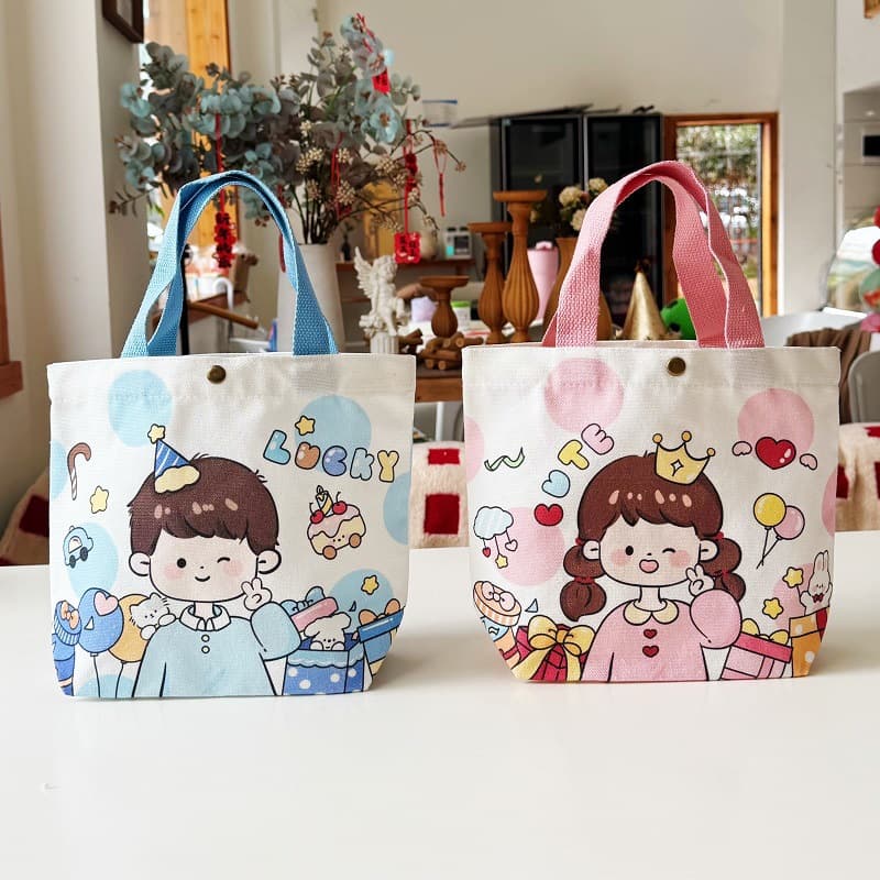 Cute illustration bucket portable birthday souvenir mommy lunch bag work small bag childlike graffiti canvas bag