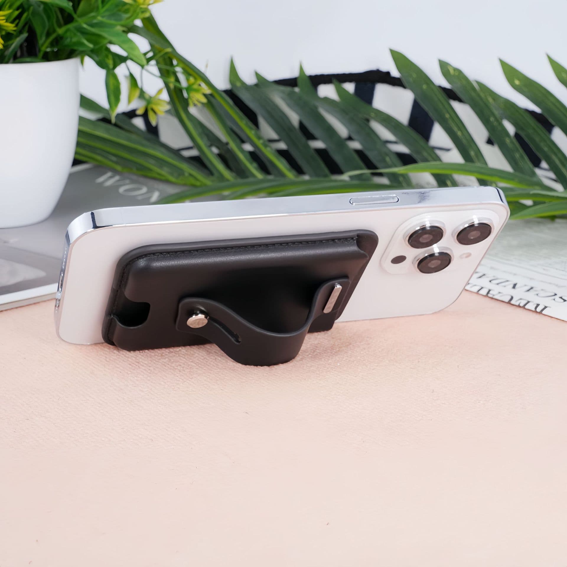Cross-border Compatible MagSafe Magnetic Leather Strap Ring Holder Card Holder Phone Stand with N52 Strong Magnet Card Sleeve
