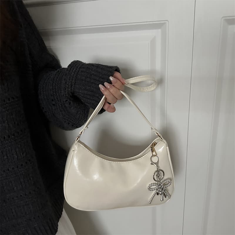 Textured Solid Color Hot Girl Shoulder Bag 2026 New Stylish Minimalist Personalized Trendy Chain Underarm Bag Women Wholesale