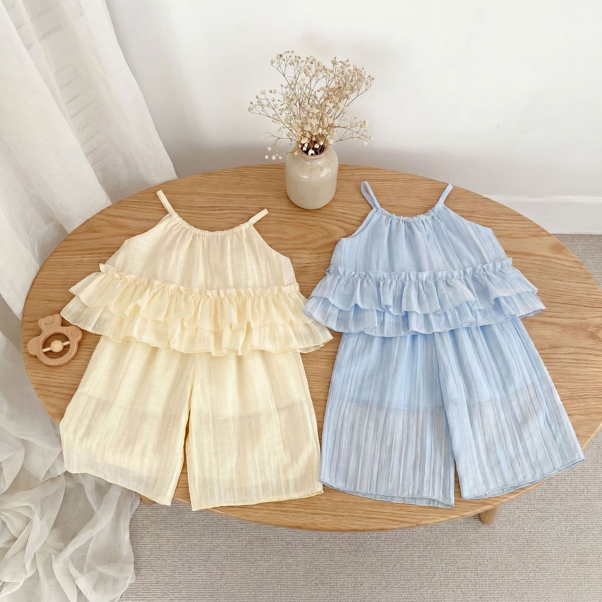 2026 Summer Baby Girl Suit Simple and Fashionable Girl Ruffled Suspender Top Wide Leg Pants Two-piece Set