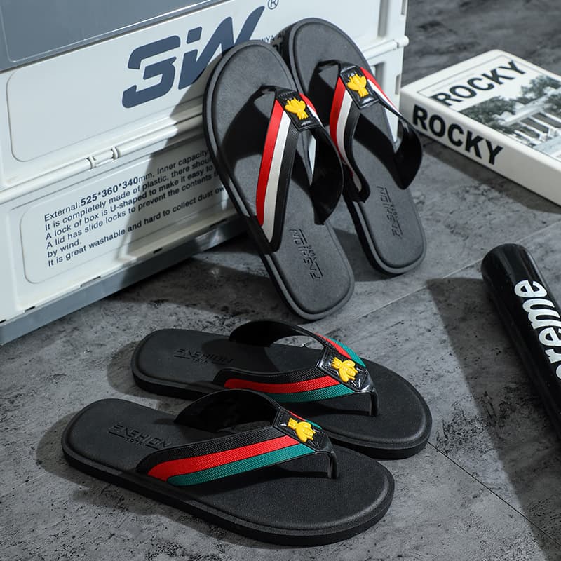 Flip Flops Men's Summer 2024 New Style Men's Sandals Korean Trendy Fashion Slippers Non-Slip Outdoor Wear