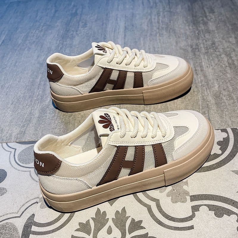 Cross-border E-commerce 2025 Summer Thick Sole White Sneakers for Women Mesh Casual Board Shoes Breathable Heightening