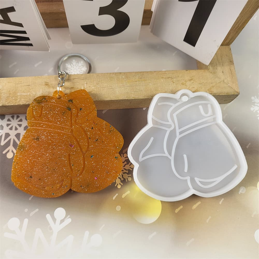Boxing gloves boxer glove keychain decorative crystal epoxy mirror resin silicone mold