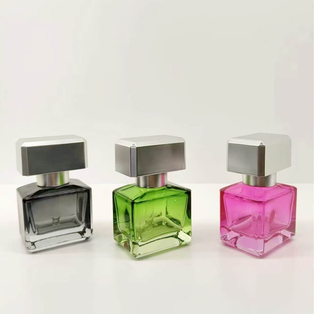Hot Selling 30ml Serum Bottle Double-Layer Cap Rubber Dropper Essential Oil Bottle Square Serum Glass Refill Bottle