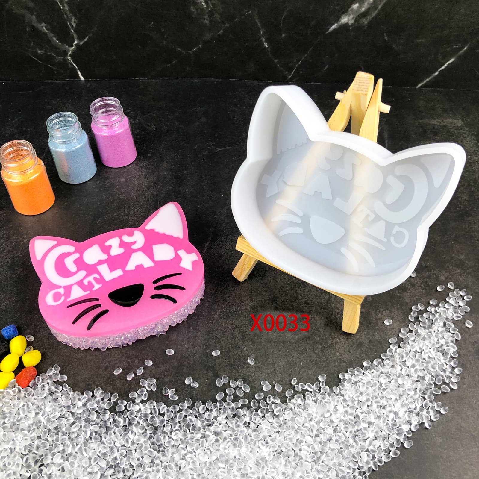 X0033 Crazy cat head car aromatherapy decorative crystal glue mold DIY hanging silicone mold