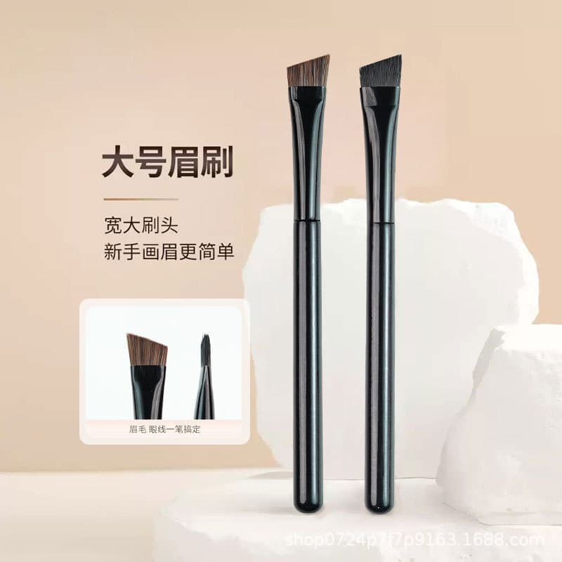 Trendy New Wild Eyebrow Brush Angled Eyebrow Powder Eyebrow Comb Mist Eyebrow Blending Brush Coloring Cangzhou Makeup Brush