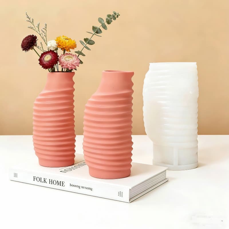 Ins-style Irregular Spiral Pattern Vase Silicone Mold DIY Plaster Vase Dried Flower Arrangement Living Room Decorative Ornament Mold