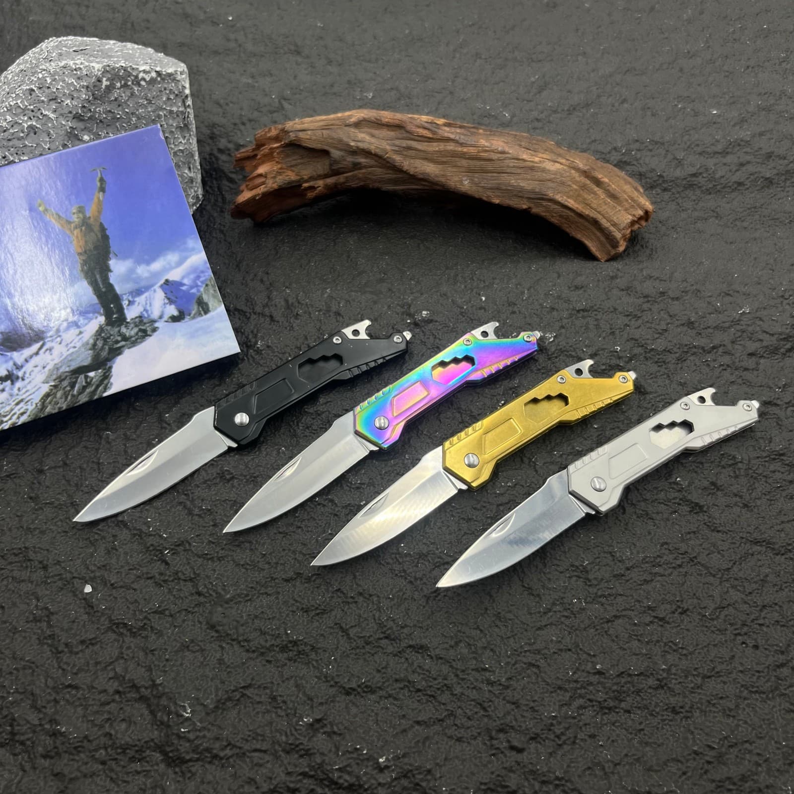 Multifunctional outdoor stainless steel folding knife, high hardness, portable folding knife, camping mountain climbing multi-purpose knife, mini knife