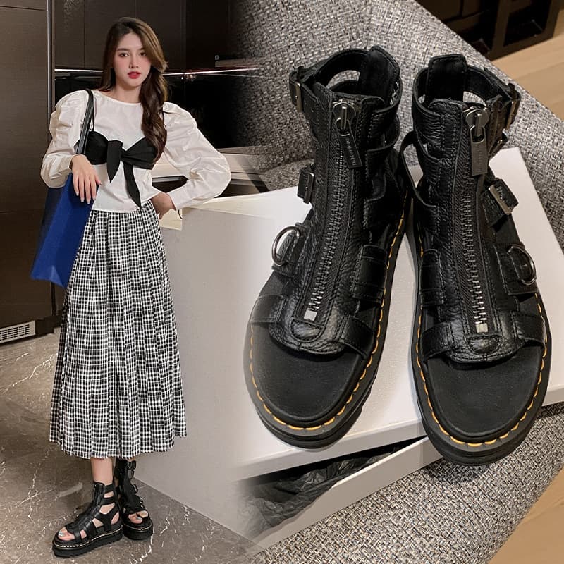 Large Size British Buckle Chunky Sole Martin Sandals Open Toe Strap Roman Sandals Harajuku Flat Beach Sandals for Women