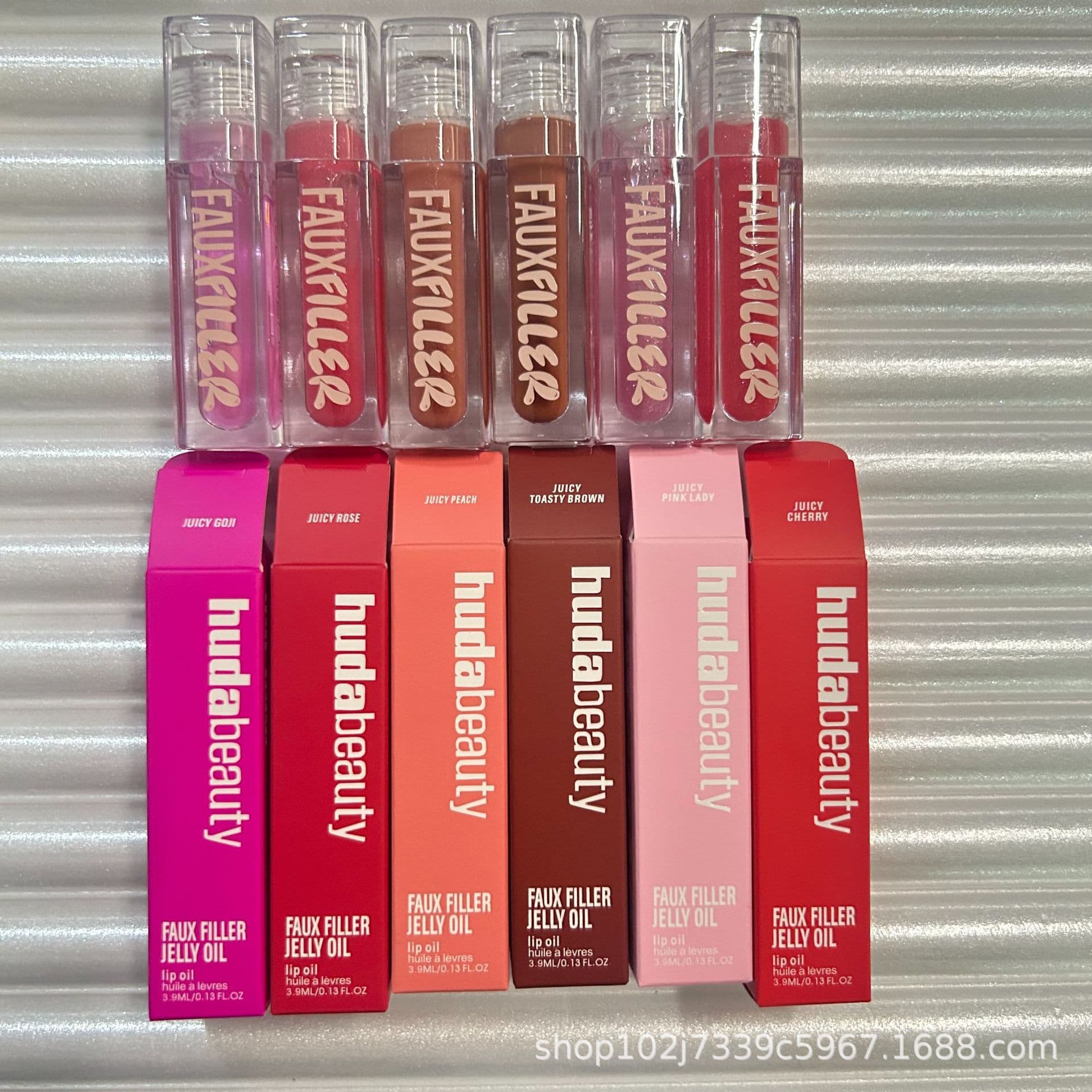 HUDA BEAUTY Faux Filler Lip Gloss 3.9ml
