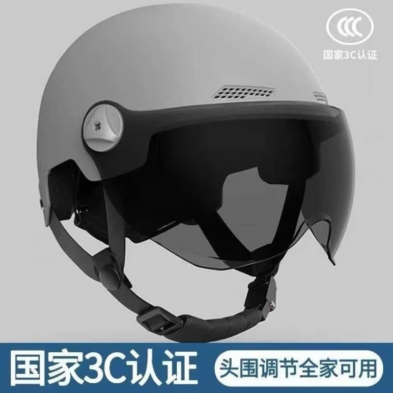 All-Season Lightweight Breathable Sun-Protective Safety Helmet, Electric Vehicle Helmet for Men and Women, Motorcycle Summer E-Bike Classic Half Helmet
