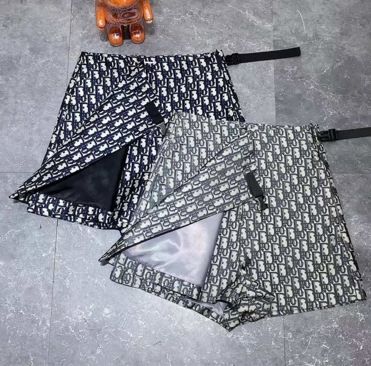 Dujia in-stock 26ss Djia early spring new monogram skirt and short skirt wholesale for foreign trade