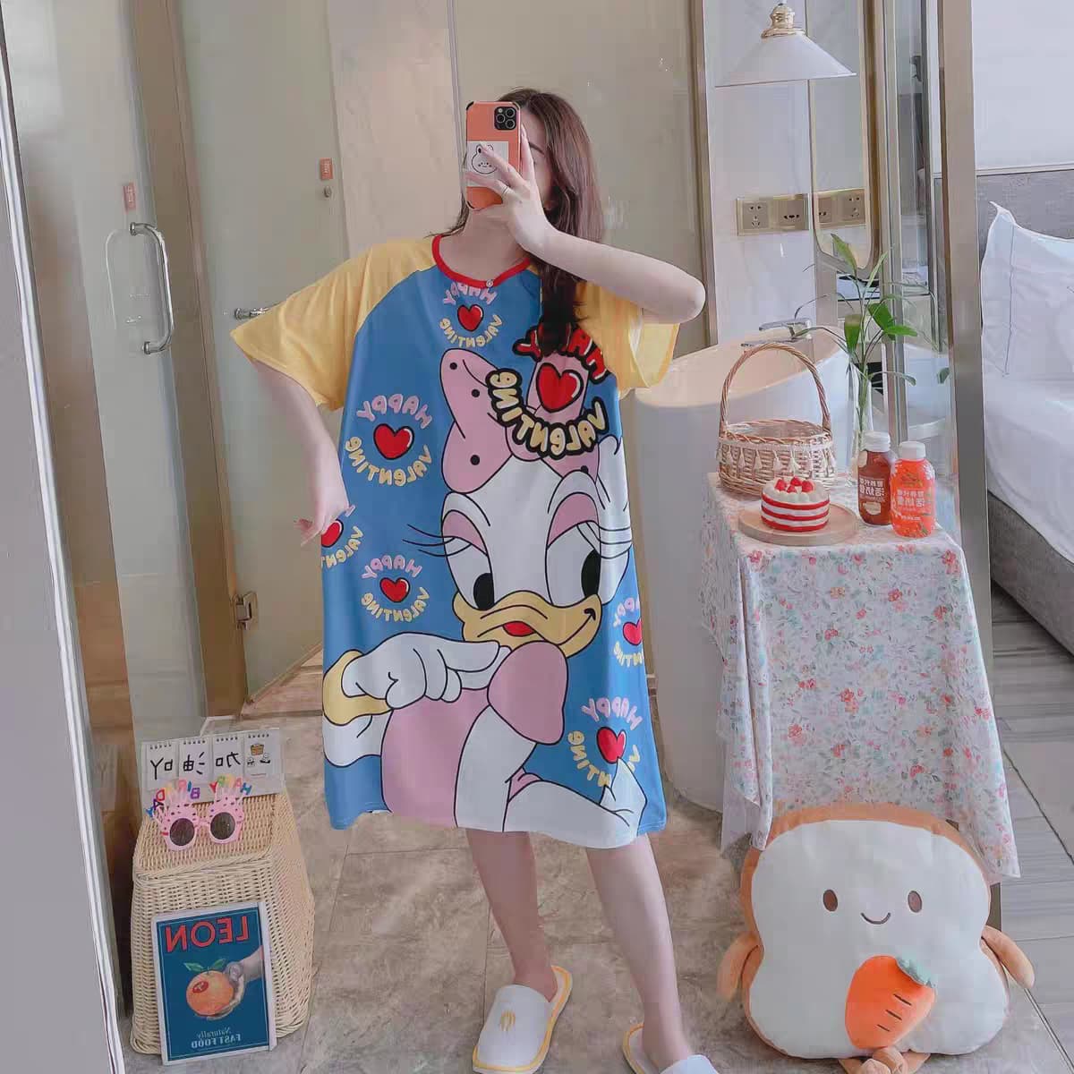 Ready-made women's skirts, lazy style, plus size women's nightgown, short sleeves, loose and comfortable, round neck, cute cartoon print home clothes