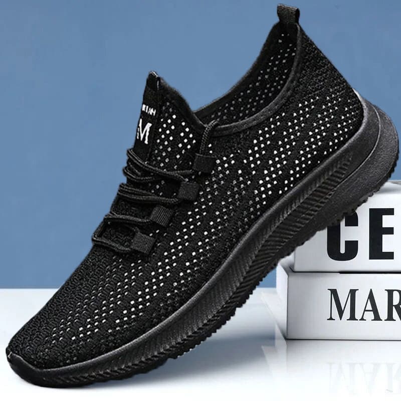 New Men's Shoes Summer Mesh Sports Shoes Breathable Thin Hollow Mesh Shoes Men's Running Lightweight Black Casual Shoes