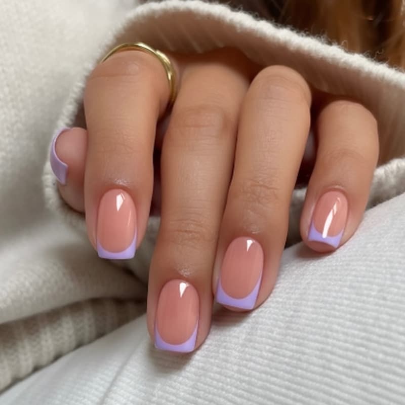 Hot-selling Simple Chinese-style Dual-color Press-on Nails Wholesale for Amazon Festivals, 24-piece Finished False Nails