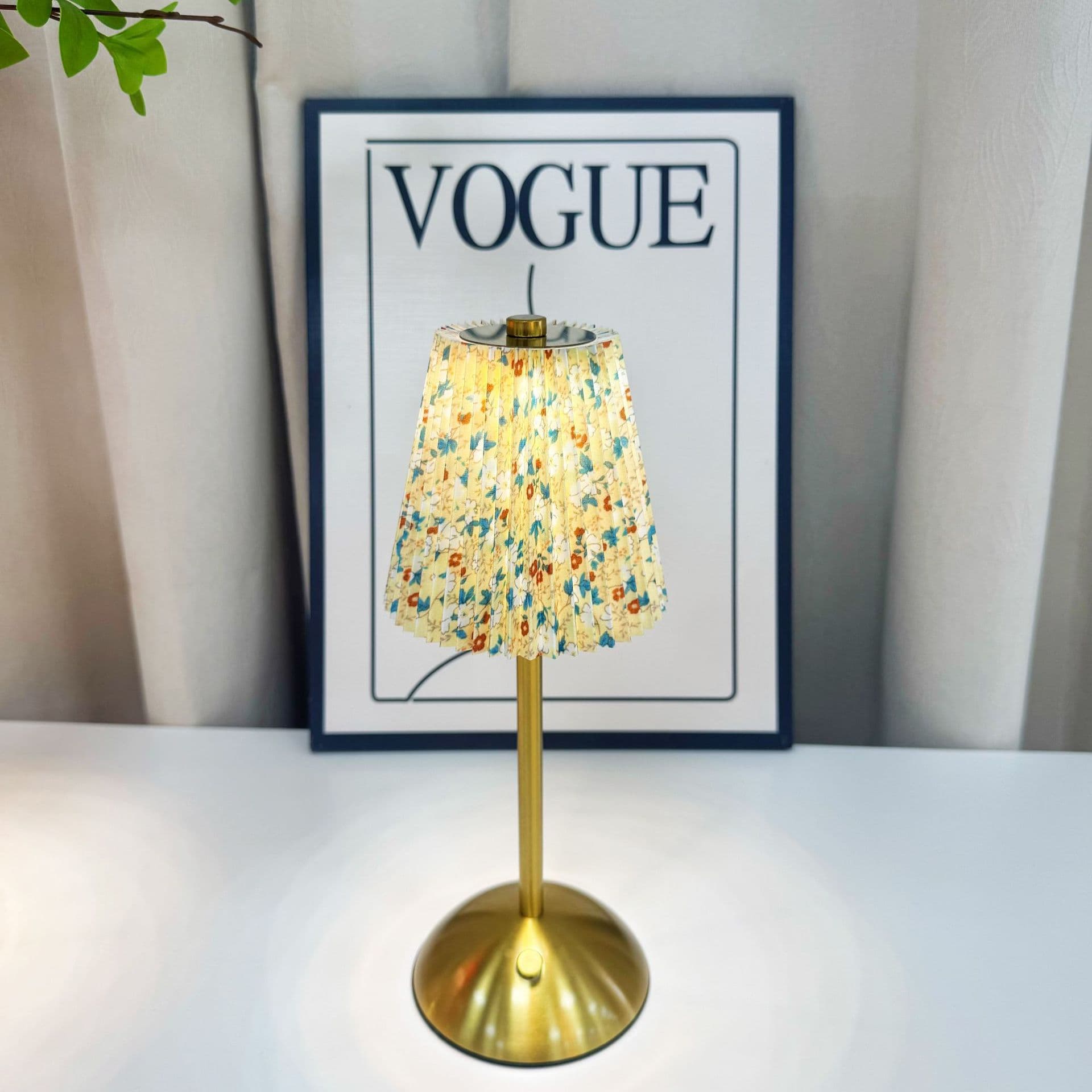 Cross-border Minimalist Rustic Pleated Fabric Night Light Home Decor B&B Accent Bedside Fashion Ambient Table Lamp