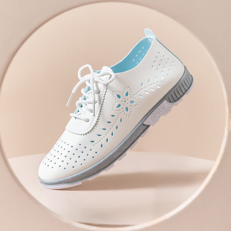 New Cross-Border Large Size Women's Hollow Sandals Summer Breathable Casual Shoes Soft Sole Lightweight Mother Shoes