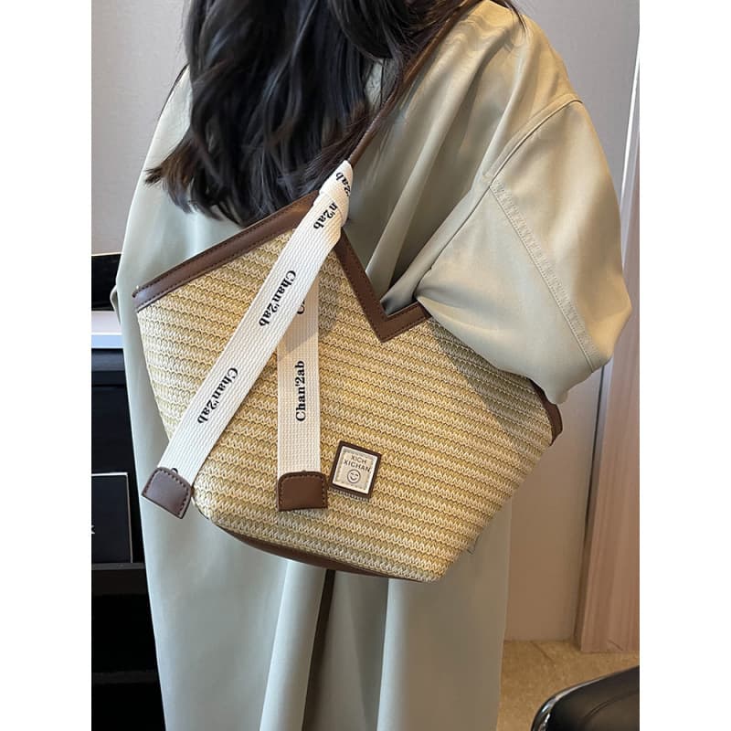 Woven Straw Bag for Women, Large Capacity, 2023 New Model, Summer Beach Shoulder Bag, Beach Vacation Commuting Tote