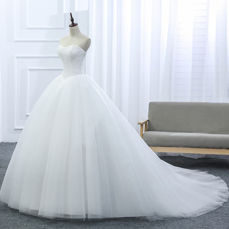 White Cross-border Bridal Main Wedding Dress High-end Sense Train Heavy Craftsmanship Temperament Wedding Gown High-end Sense Going-out Dress