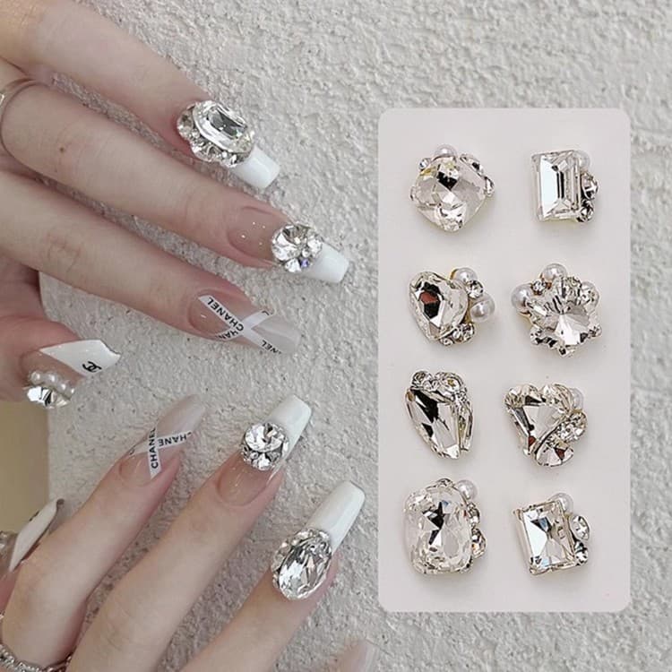 Hot-Selling Nail Art Accessories Crystal Rhinestone Cluster Ultra-Shiny Heart Pillow Rock Candy Handmade Finished Rhinestone Cluster Nail Rhinestones Wholesale