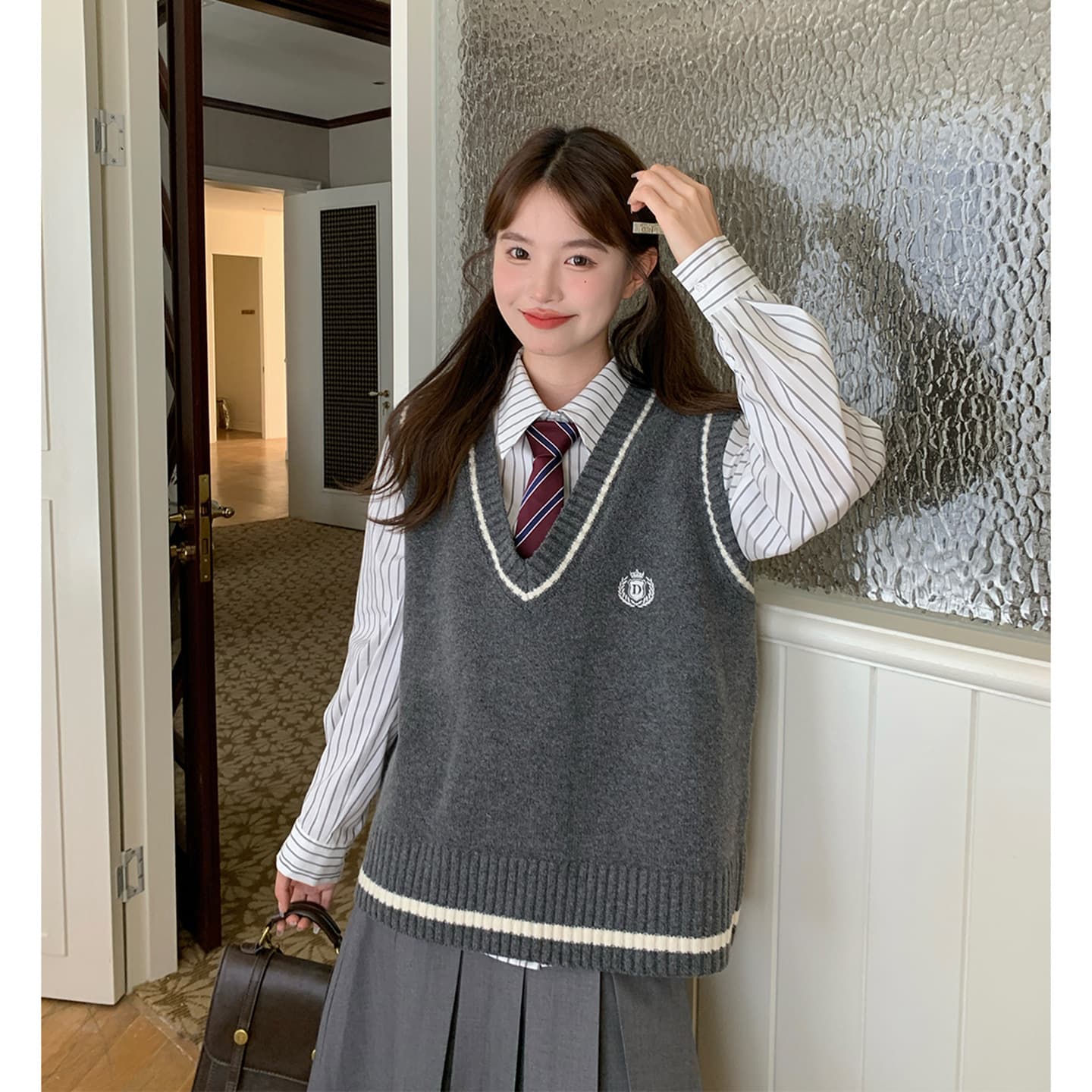 Japanese schoolgirl style gray V-neck pullover vest autumn basic vest set Tokyo Seasonal JK