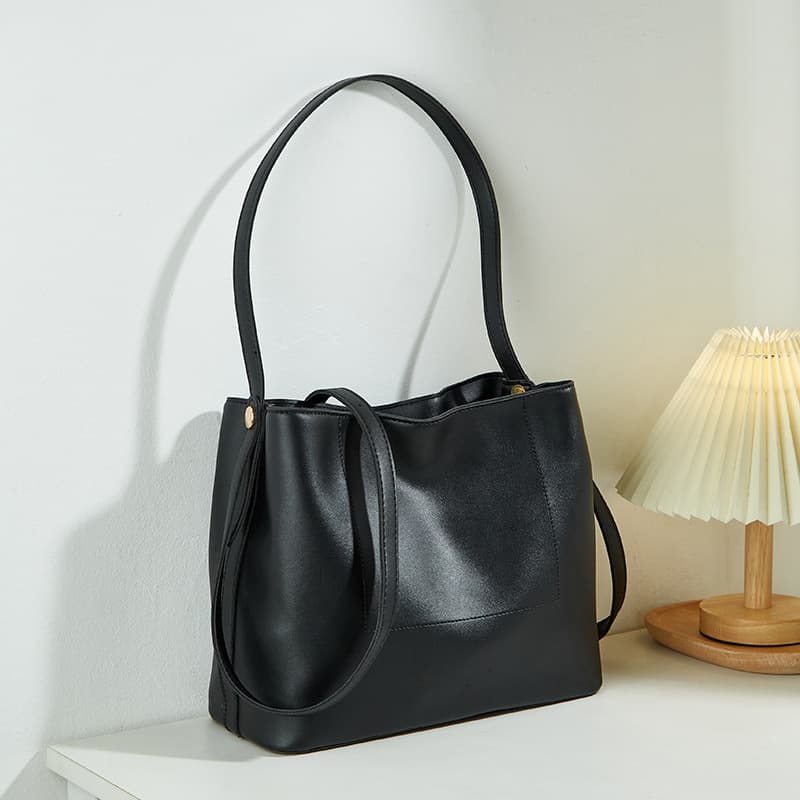 Hot Sale Of The Season New Women's Bag Versatile Simple Crossbody Large Capacity Tote Single Shoulder Retro Handbag Trendy Polye