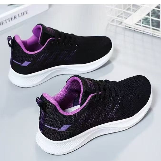 New Flyknit Mesh Sports Women's Shoes Comfortable Fashion Soft Sole Mother Shoes Trendy Casual Athletic Women's Shoes